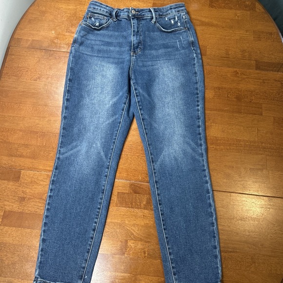 Judy Bkue Jeans Women's Size 15/32 Distressed Denim Blue Stretch Waist - Picture 1 of 14